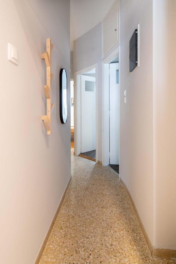 Aris123 By Smart Cozy Suites - Apartments In The Heart Of Athens - 5 Minutes From Metro - Available 24Hr Exterior photo